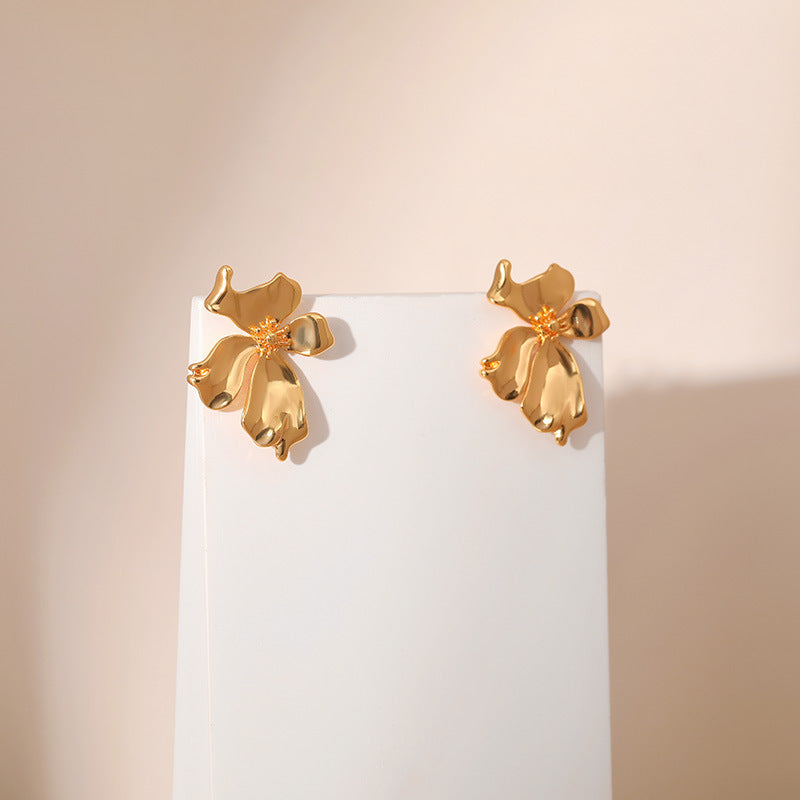 Elegant Irregular Flower Stud Earrings