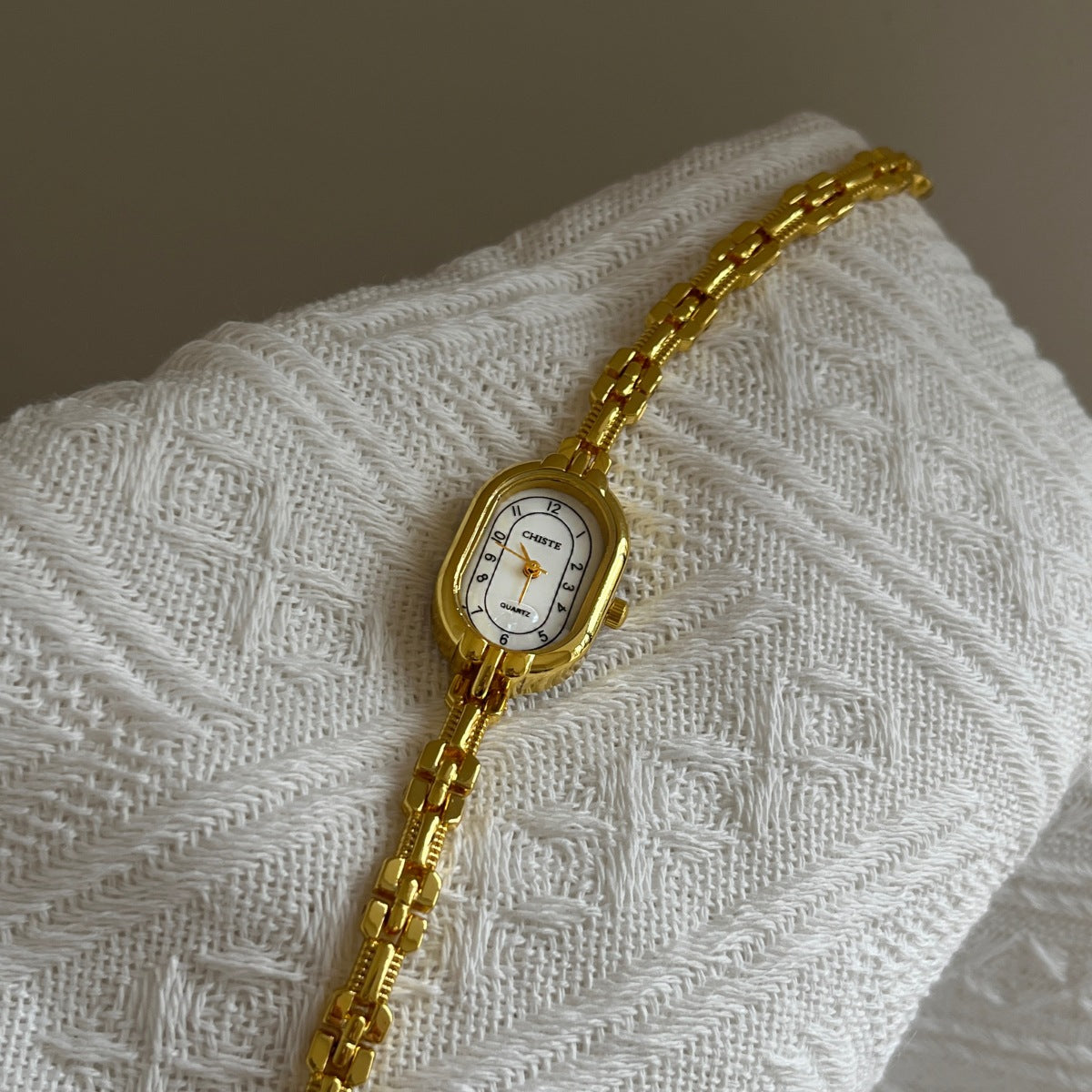 Vintage Gold Oval Bracelet Quartz Watch
