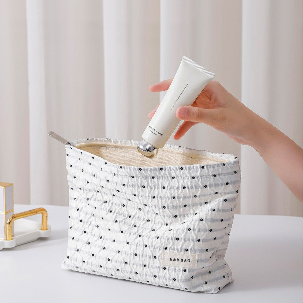 Minimalist Polka Dot Portable Makeup Bag