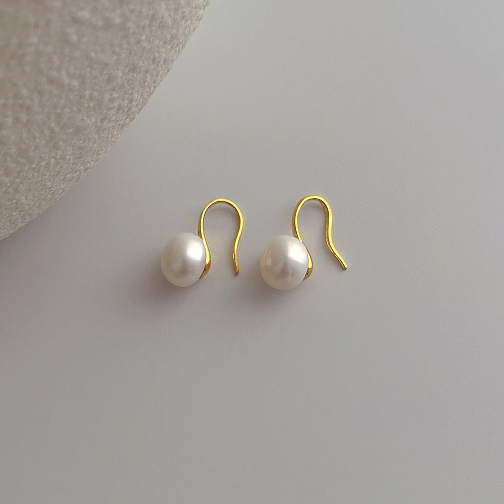 Pearl Simple Elegant Metal Earrings