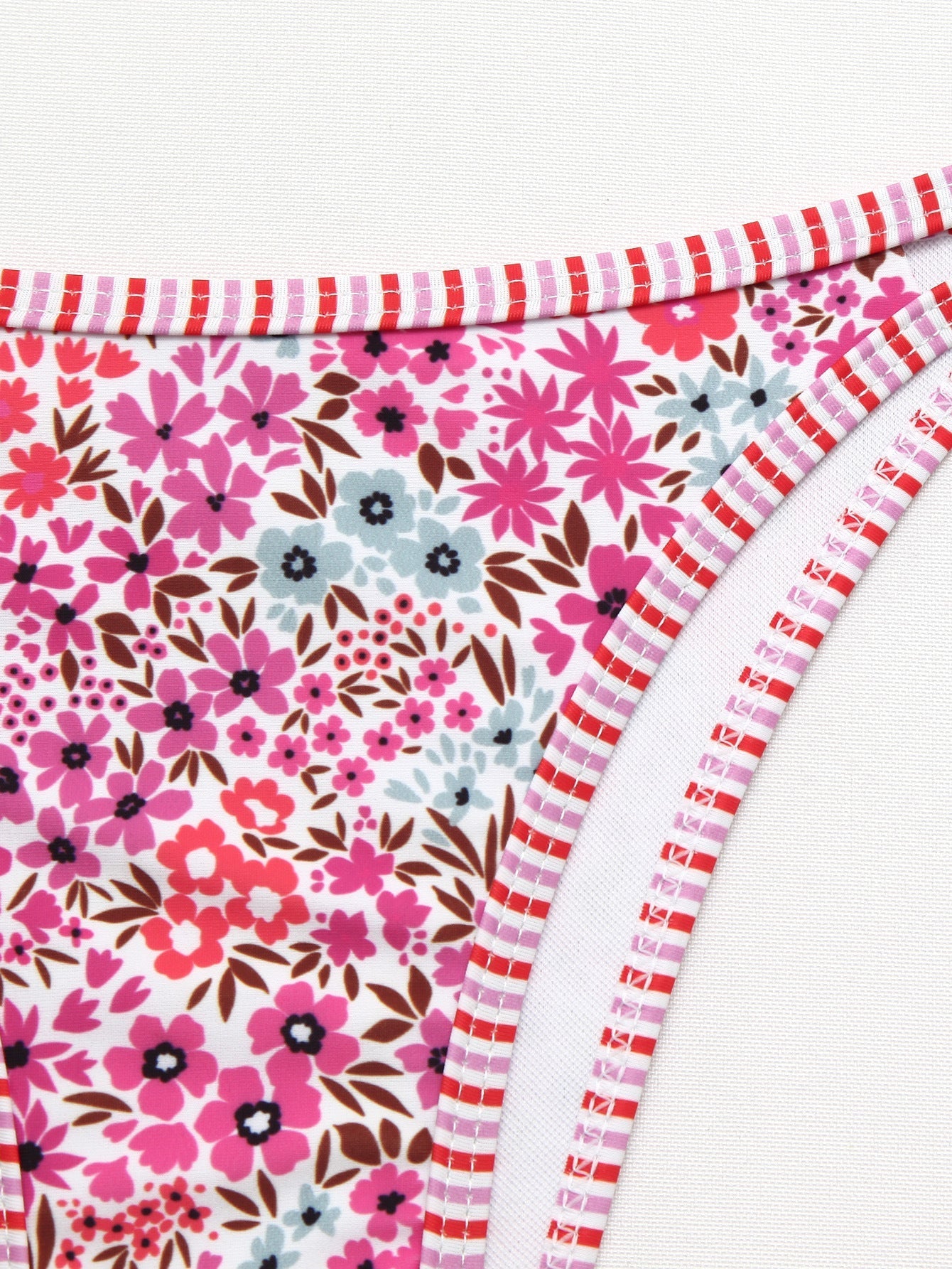 Trendy Floral Printed Bikini Swimwear