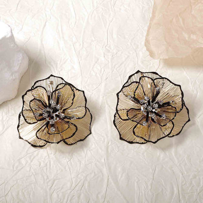Trendy Geometric Hollow Out Flower Stud Earrings