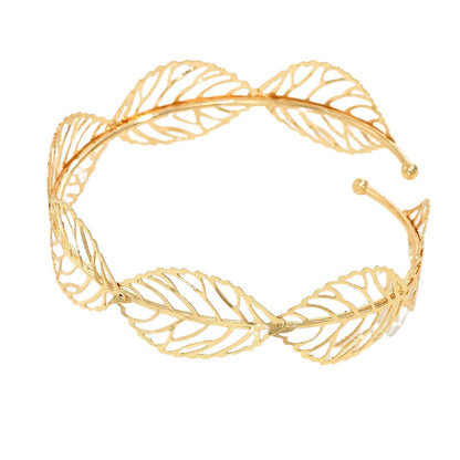 Hellow Out Simple Leaf Arm Cuff