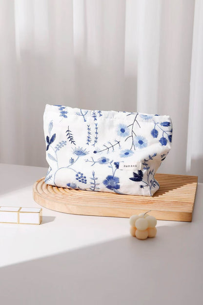 Minimalist Portable Floral Print Makeup Bag