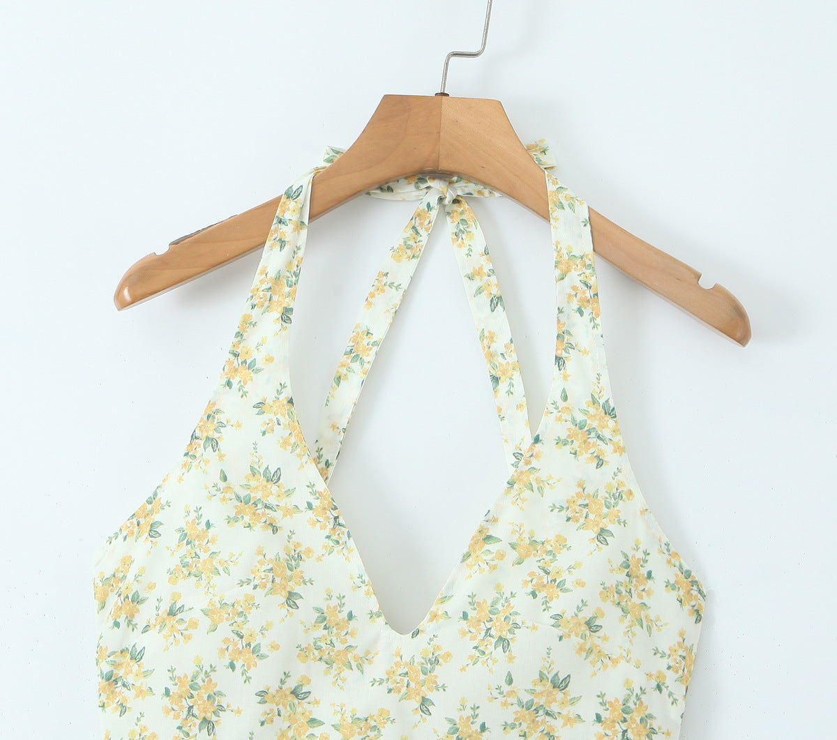 Vintage Floral Halter V-Neck Maxi Dress