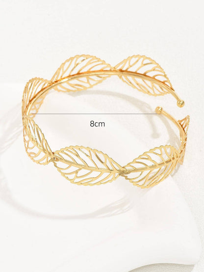 Hellow Out Simple Leaf Arm Cuff