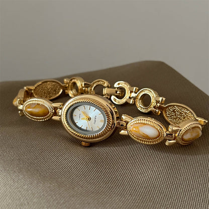 Vintage Gold Oval Dial Bracelet Quartz Watch