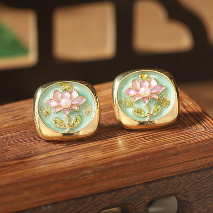 Vintage Floral Pearl Stud Earrings
