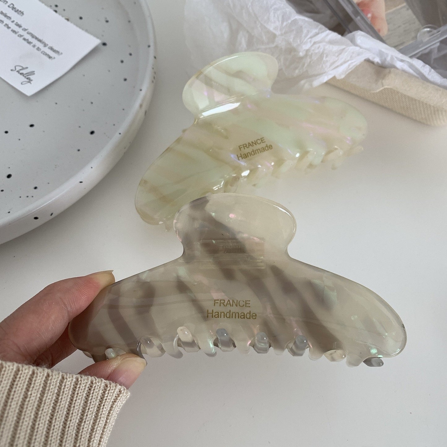 Simple Gentle Multicolor Claw Clip