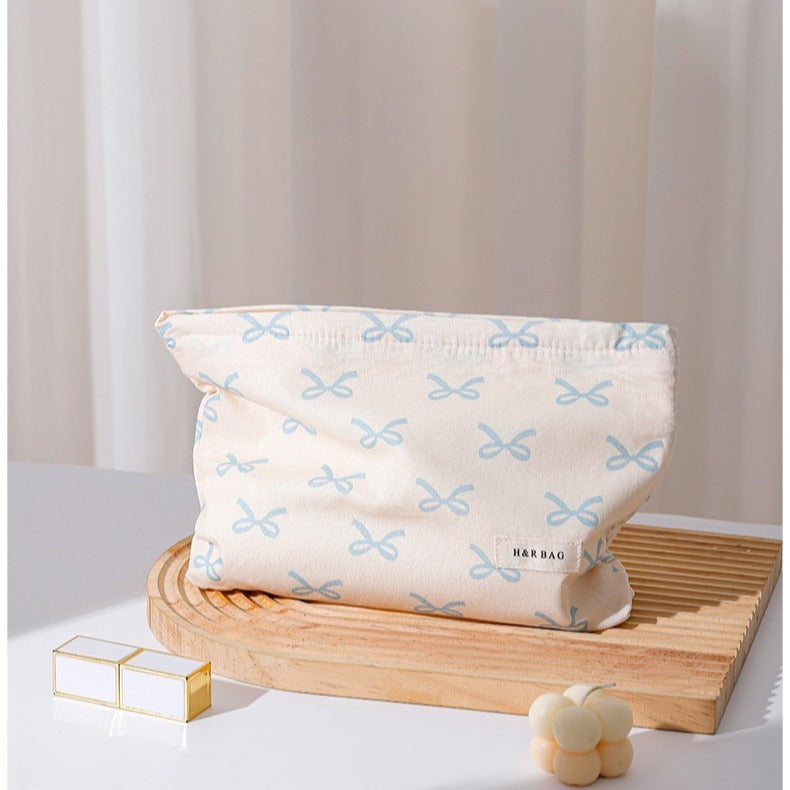 Minimalist Bow Print Portable Storage Pouch
