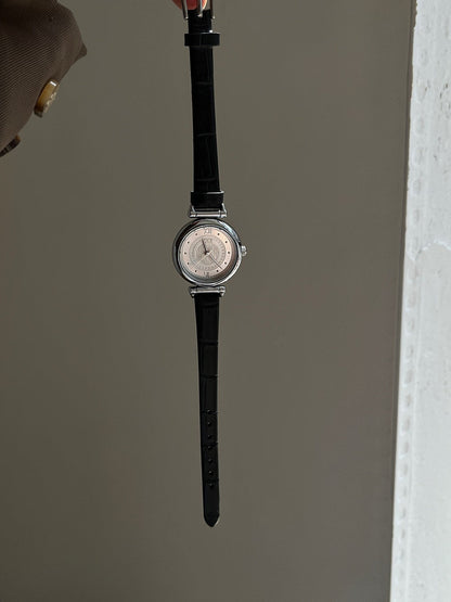 Luxury Round Leather Strap Quartz Watch