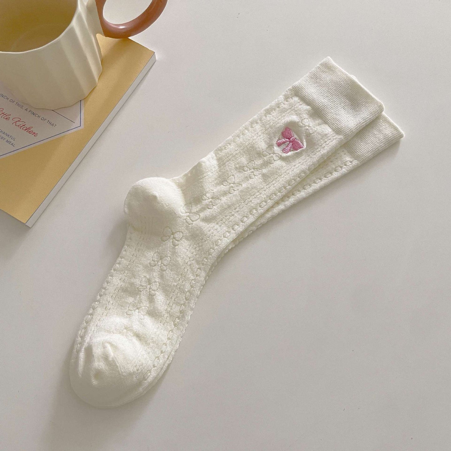 Embroideried Bow Breathable Thin Socks