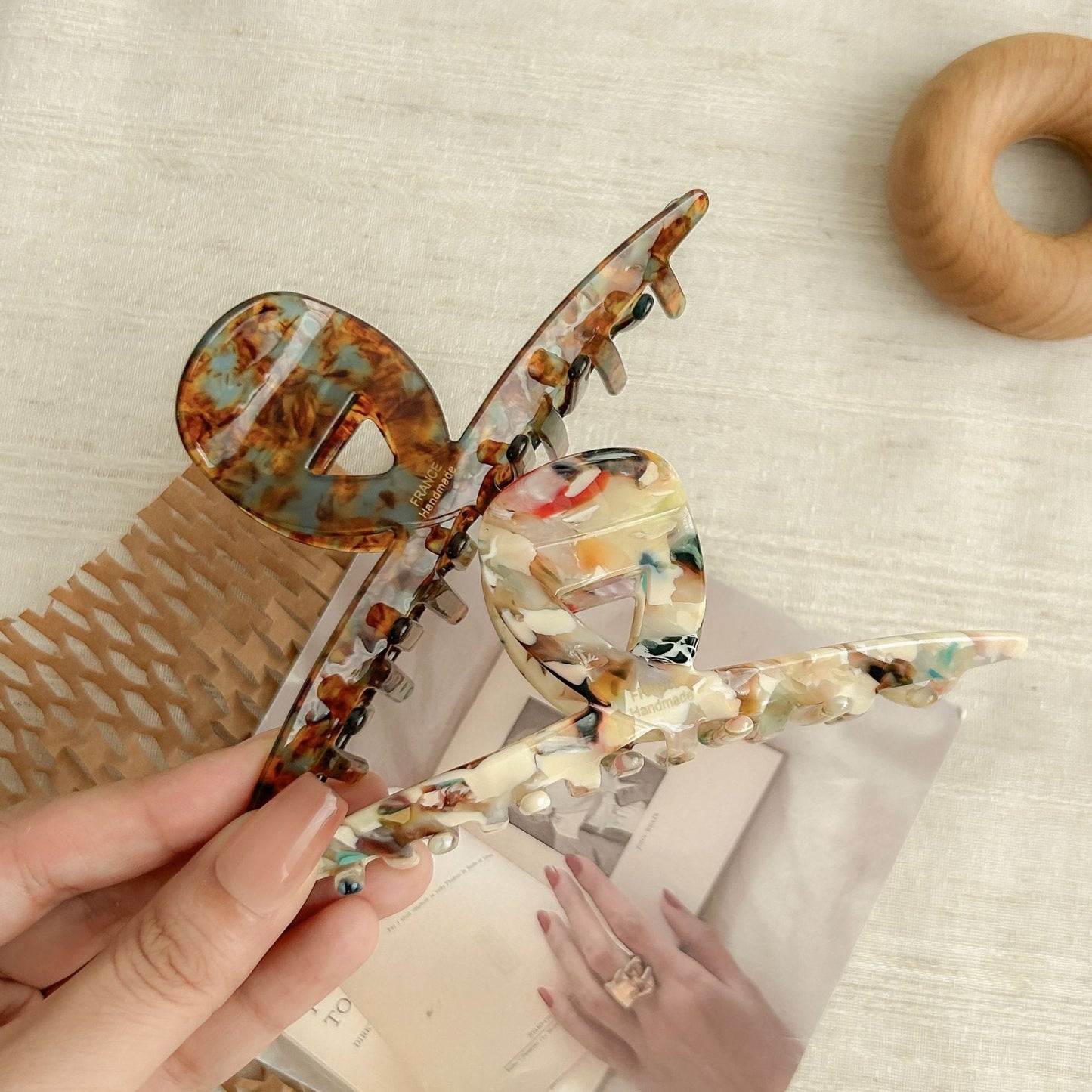 2+2+ Multicolor Large Elegant Hair Clips