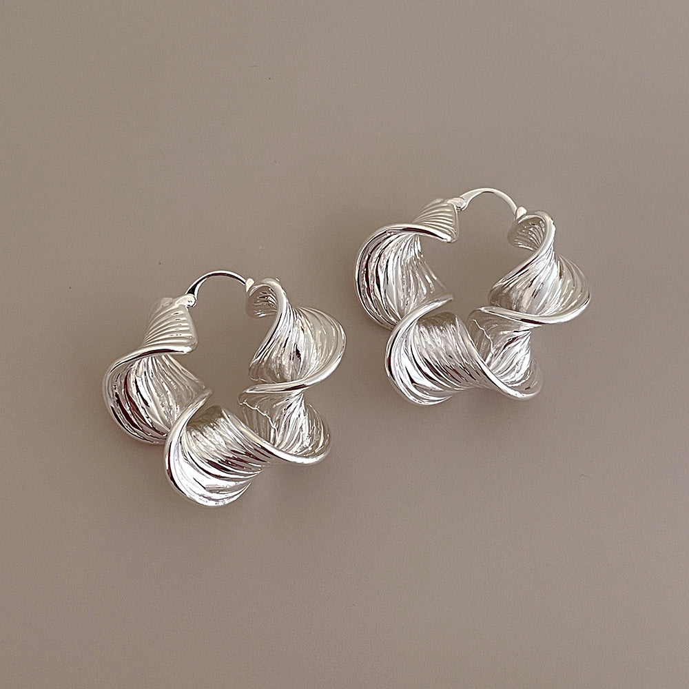 Vintage Simple Waved Twisted Hoop Earrings