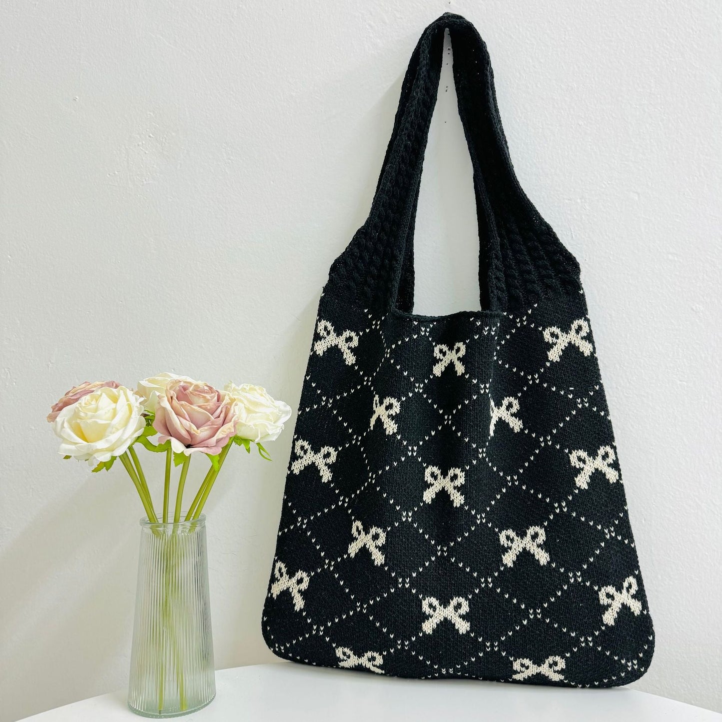 Bows Print Large Capacity Knit Shoulder Bag