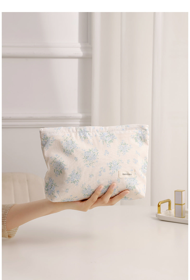 Floral Print Sweet Simple Cosmetic Bag