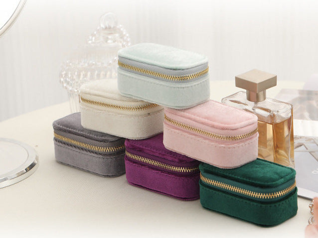 Soft Velvet Solid Color Jewelry Case