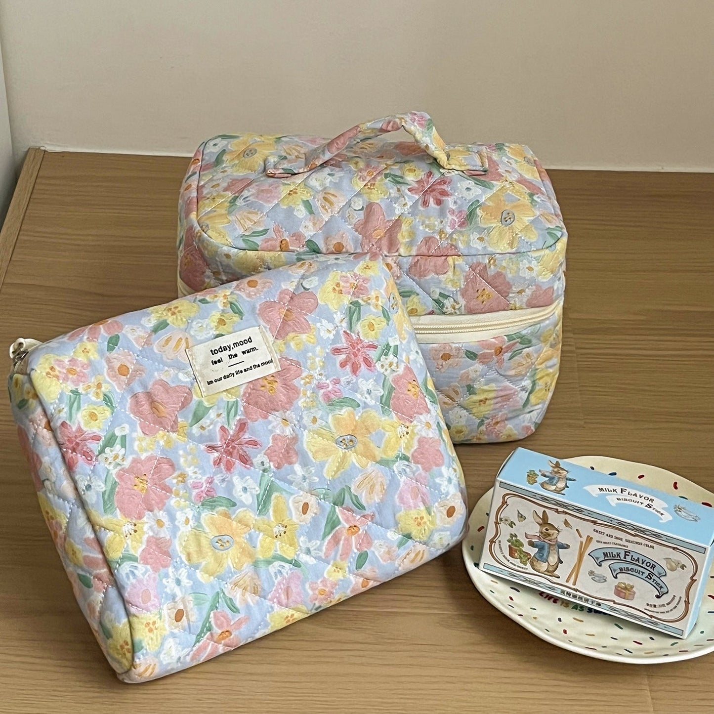 Cute Flower Print Make Up Bag
