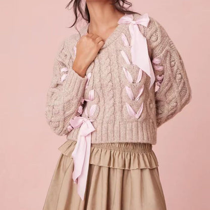 Bows Sweet Twist Round Neck Sweater