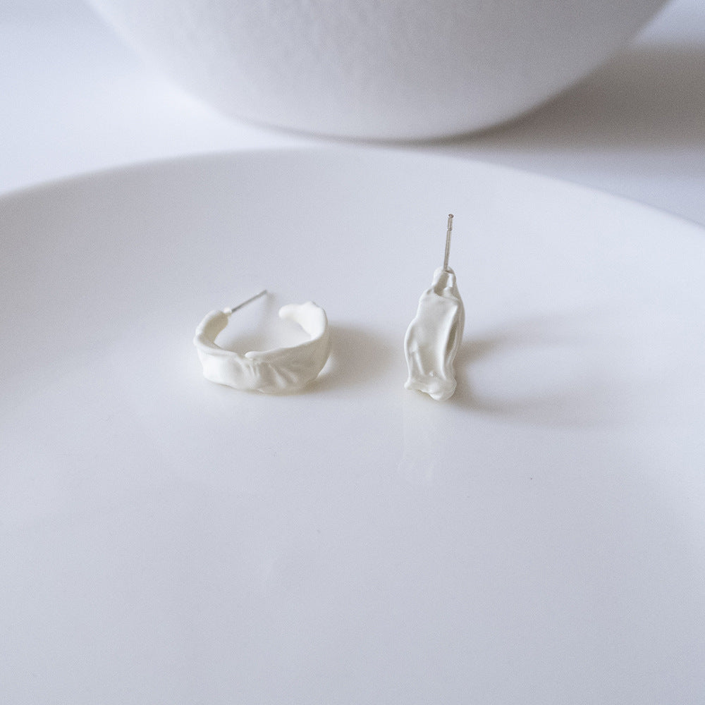 Stylish Ruched Geometric C-Shaped Hoop Earrings