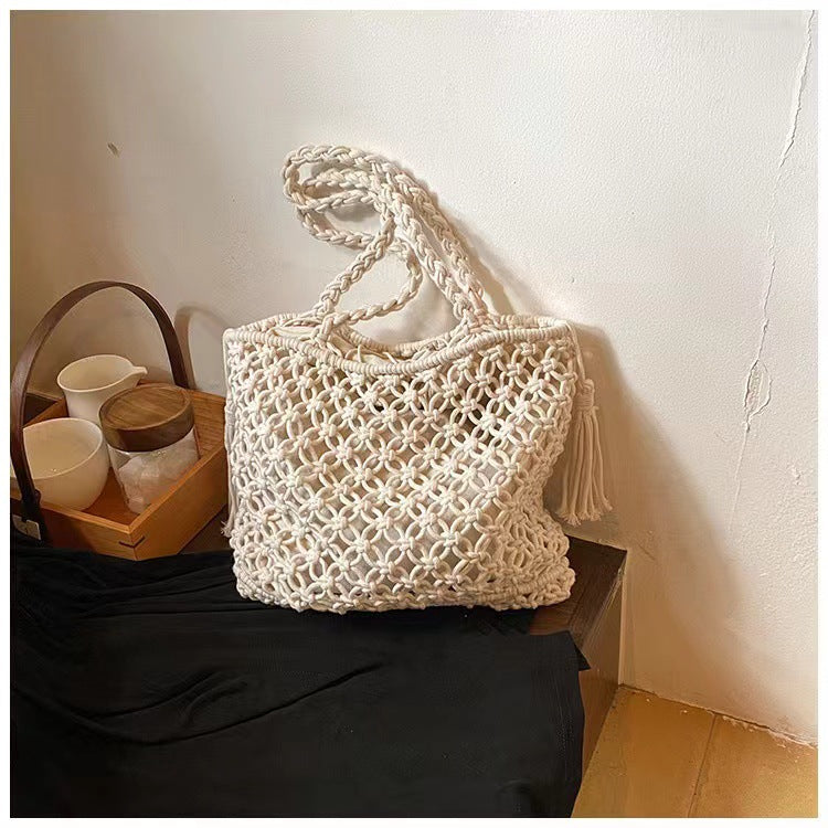Hollow Out Tassel Woven Beach Shoulder Bag