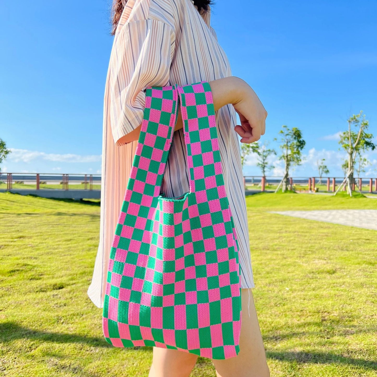 20+ Colorful Plaid Color Block Knit Handbag