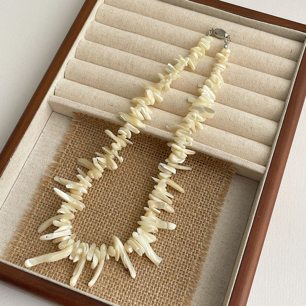 Elegant Irregular Shell Handmade Choker Necklace