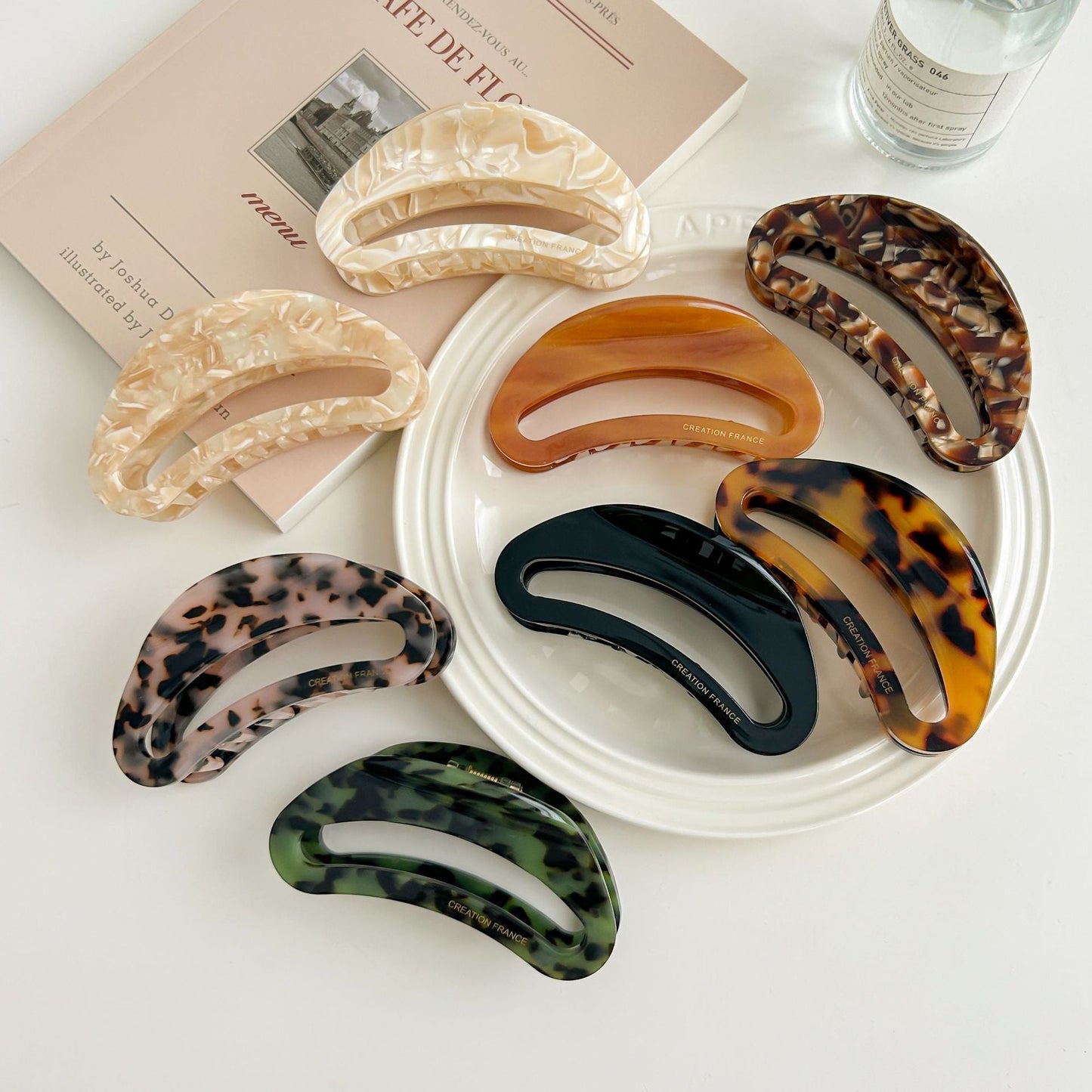 2+Hellow Out Oval Simple Hair Clips