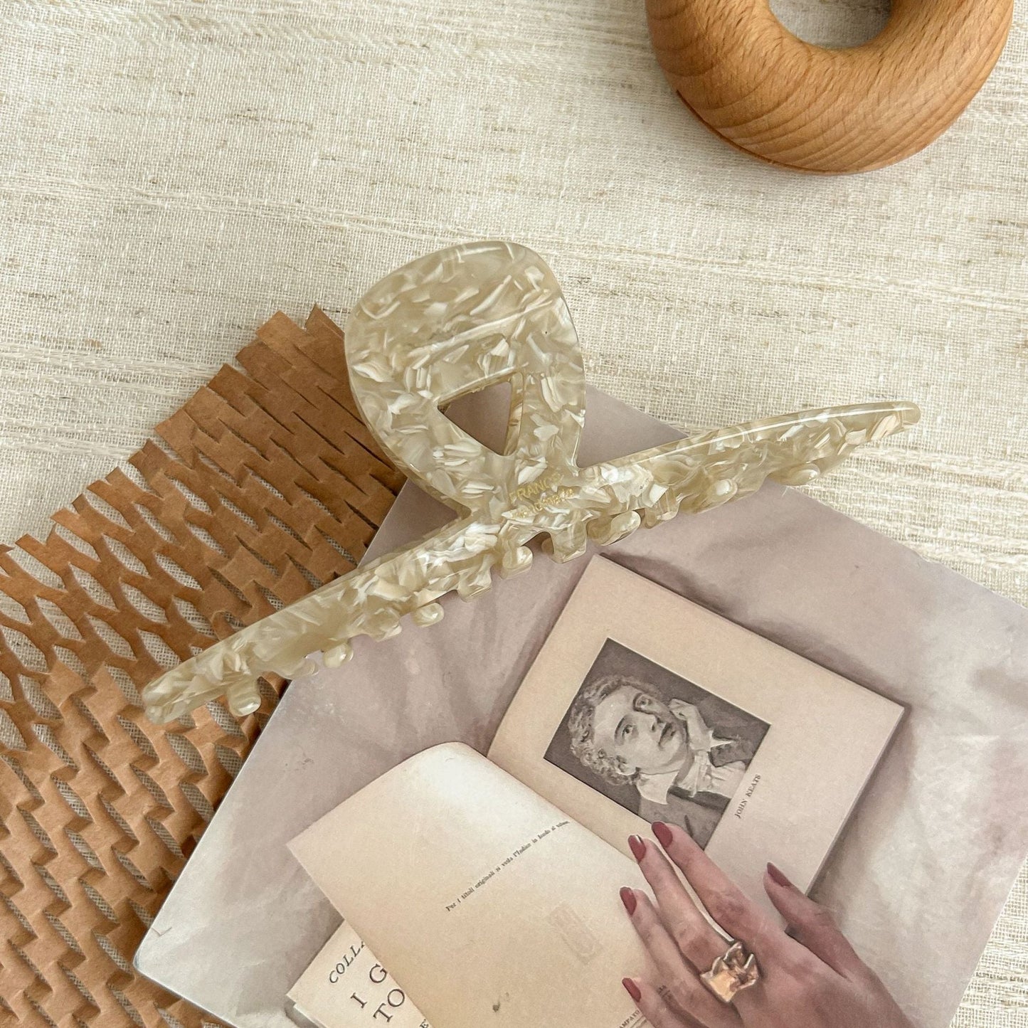 2+2+ Multicolor Large Elegant Hair Clips