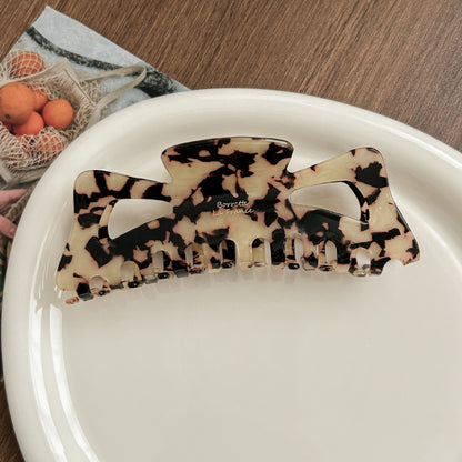 Minimalist Extra Large Hollow Hair Claw Clips