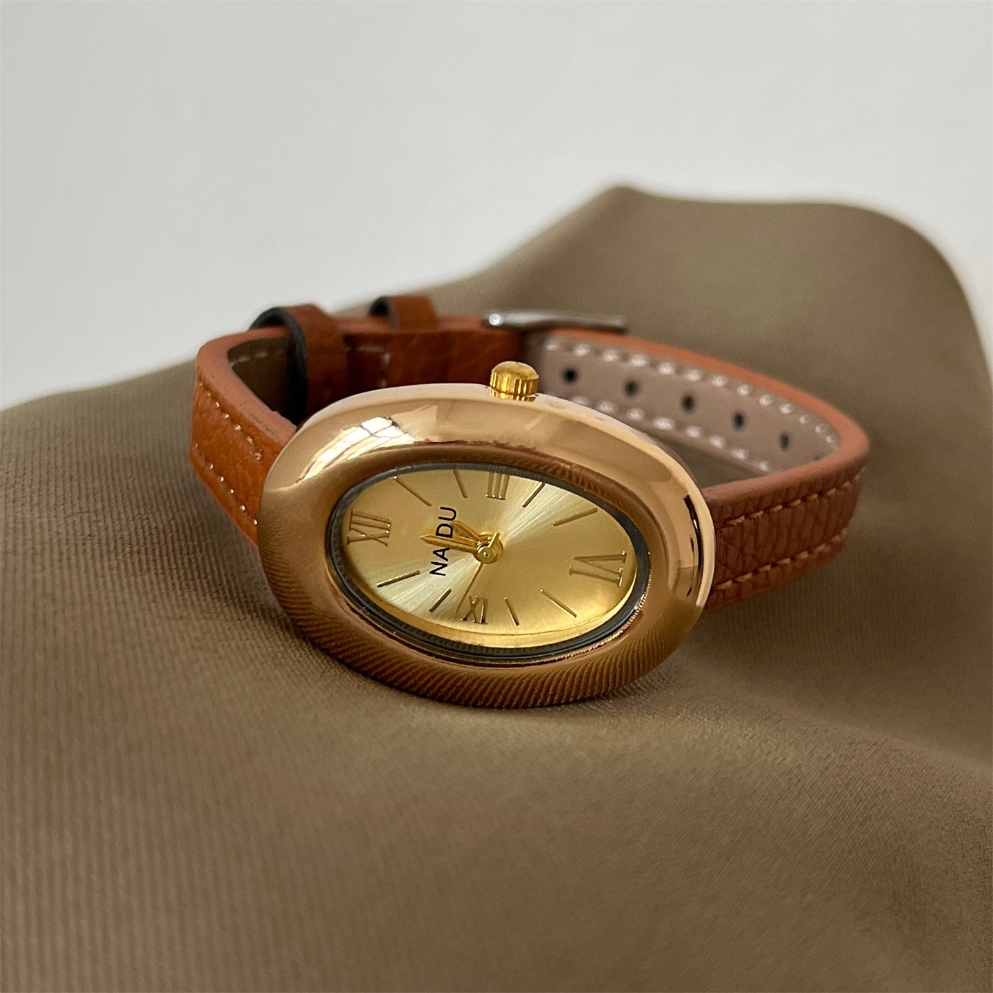 Leather Strap Vintage Oval Watch