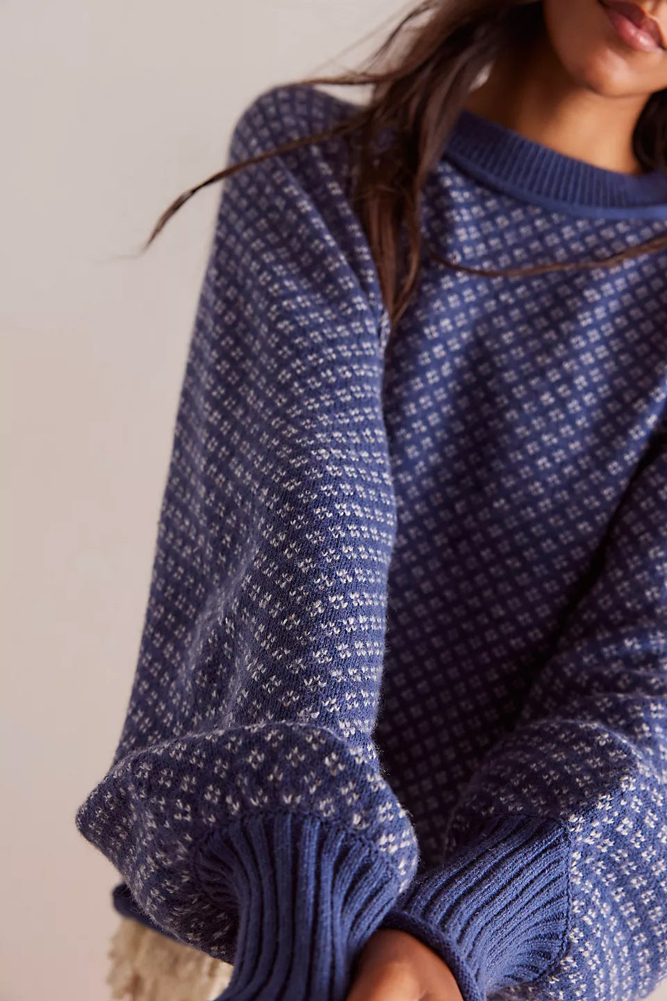 Simple Jacquard Round Neck Pullover Sweater