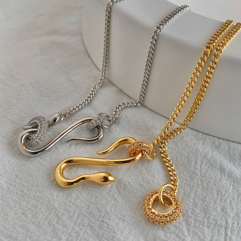 Rhinestone Snake Shaped Chain Pendant Necklace