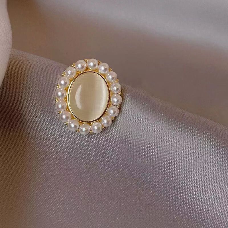 Elegant Pearl Stone Simple Stud Earrings