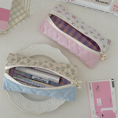 Elegant Flower Print Portable Pencil Case