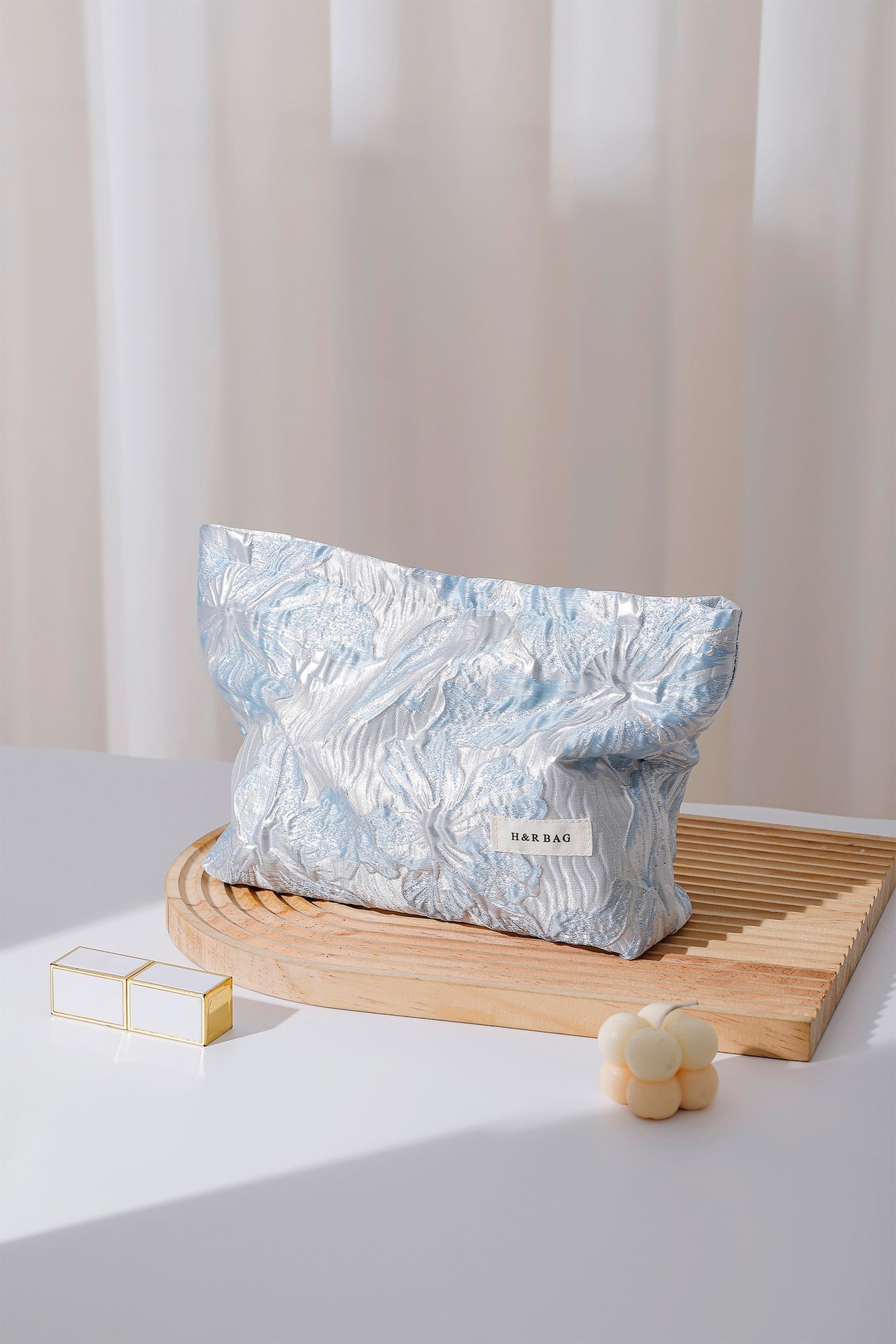 Simple Embossed Flower Makeup Bag