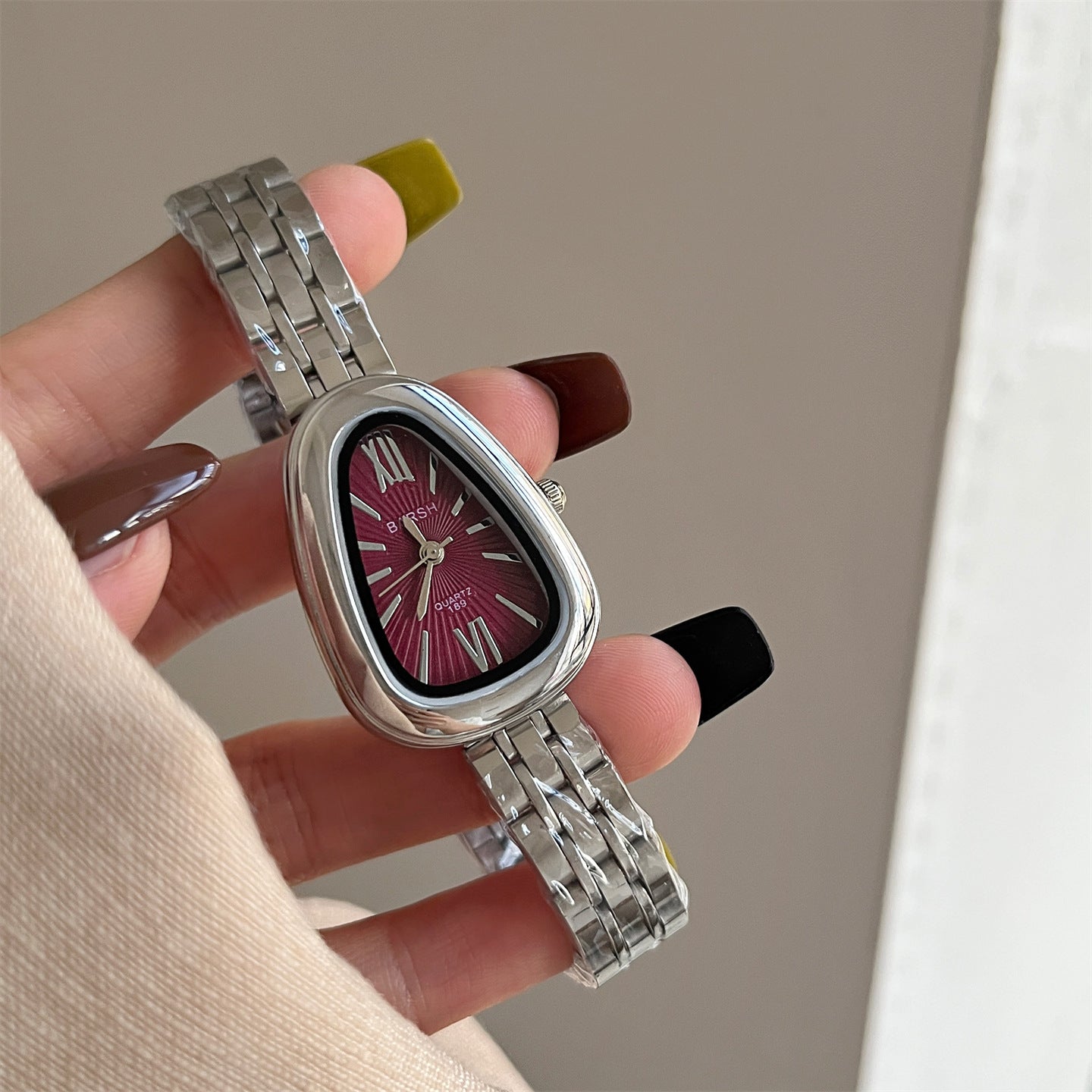Luxury Snake Head Case Quartz Wrist Watch