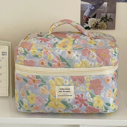 Cute Flower Print Make Up Bag