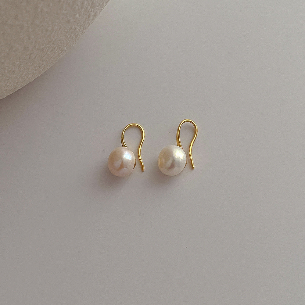 Pearl Simple Elegant Metal Earrings