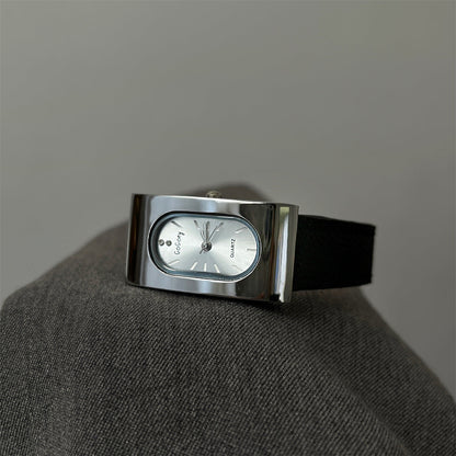 Retro Gold Tone Rectangle Quartz Watch