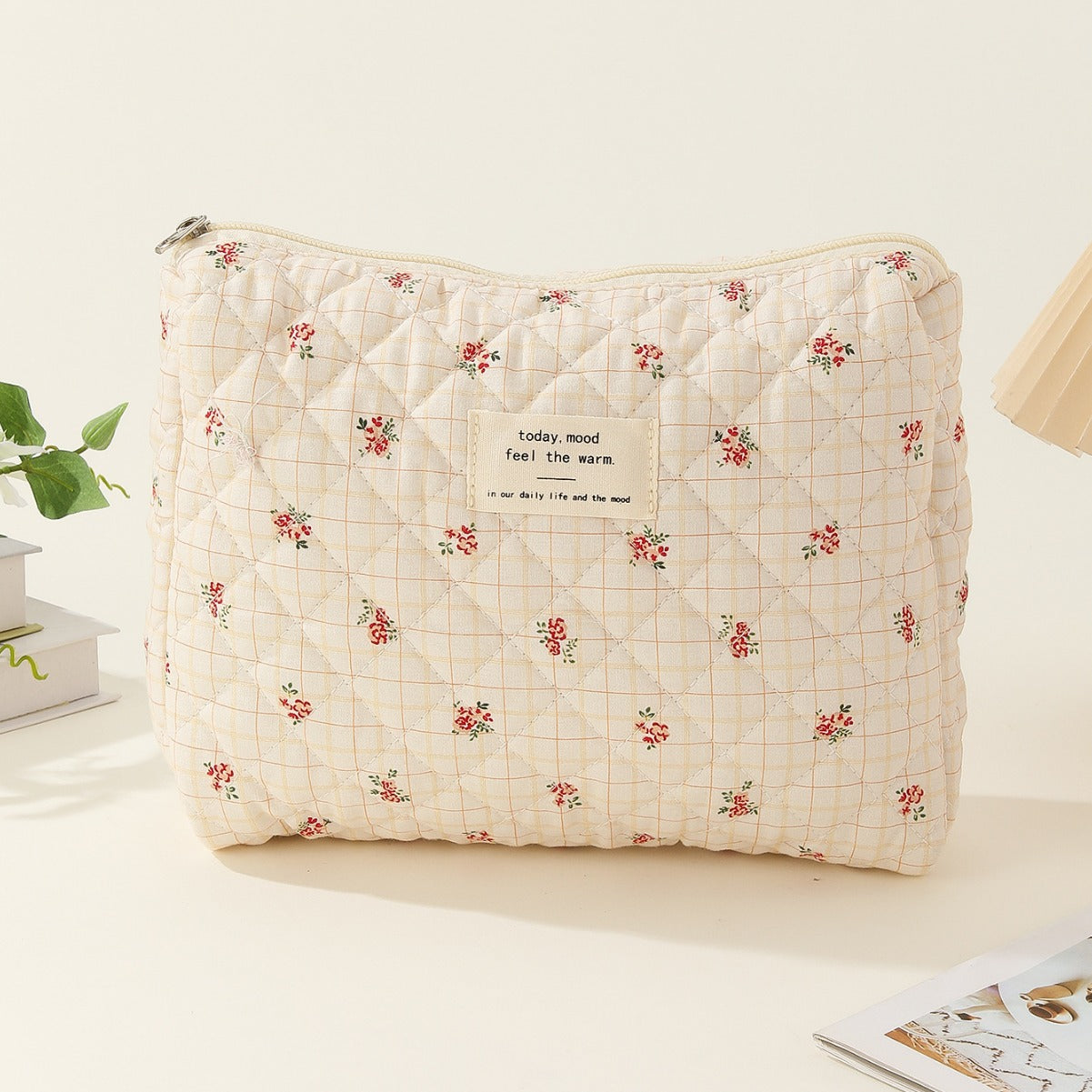 Midi Floral Print Quilted Make Up Bag