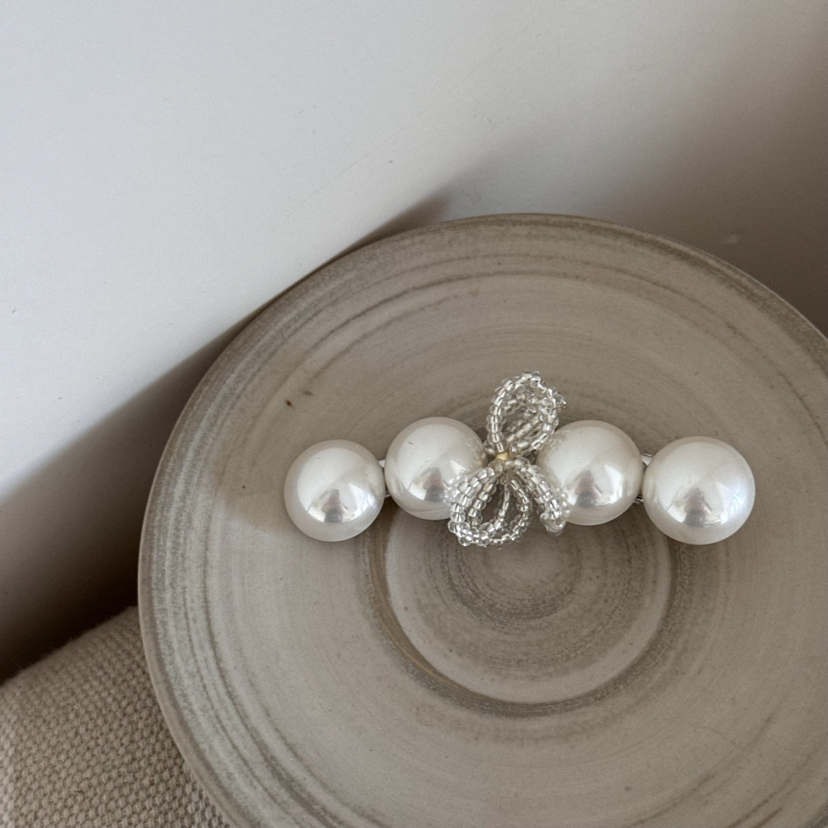 Vintage Pearl Flower Hair Clip