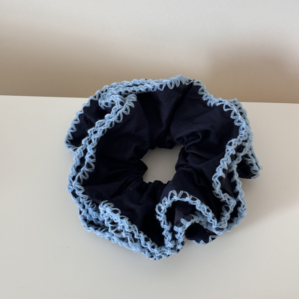 Elegant Yarn Trim Scrunchies Hair Tie