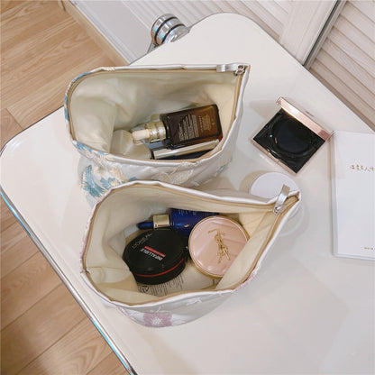 Chic Floral Jacquard Makeup Bag