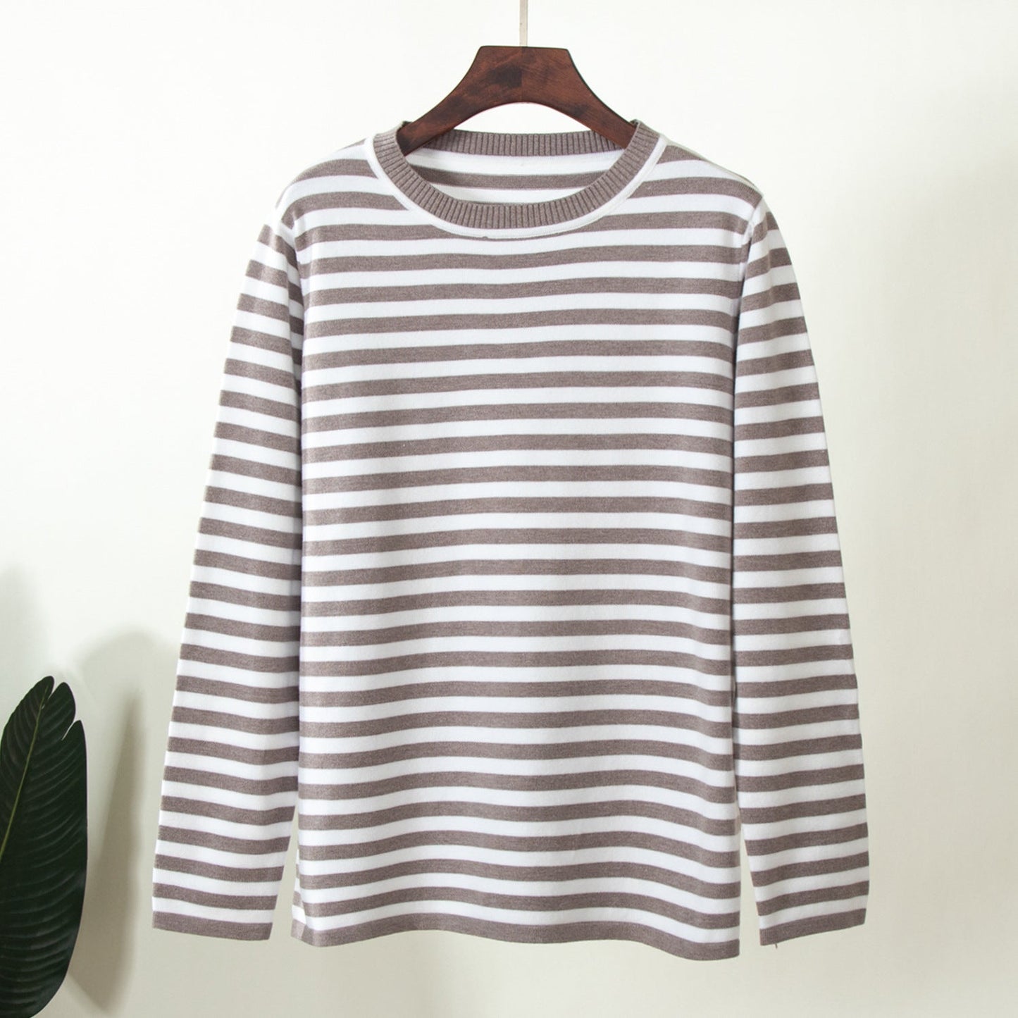 Round Collar Stripe Vintage Sweater