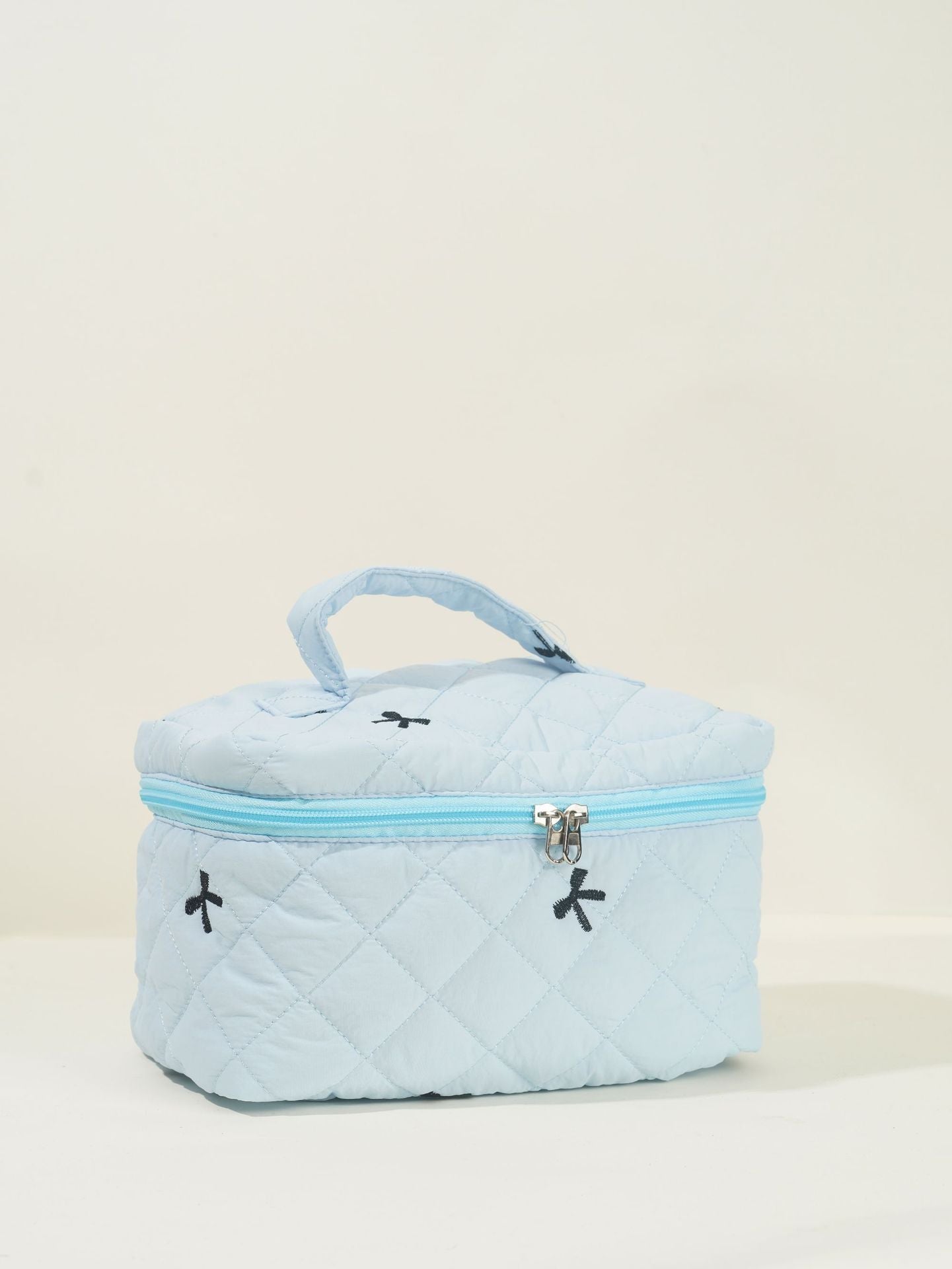 Bows Print Large Capacity Make Up Bag