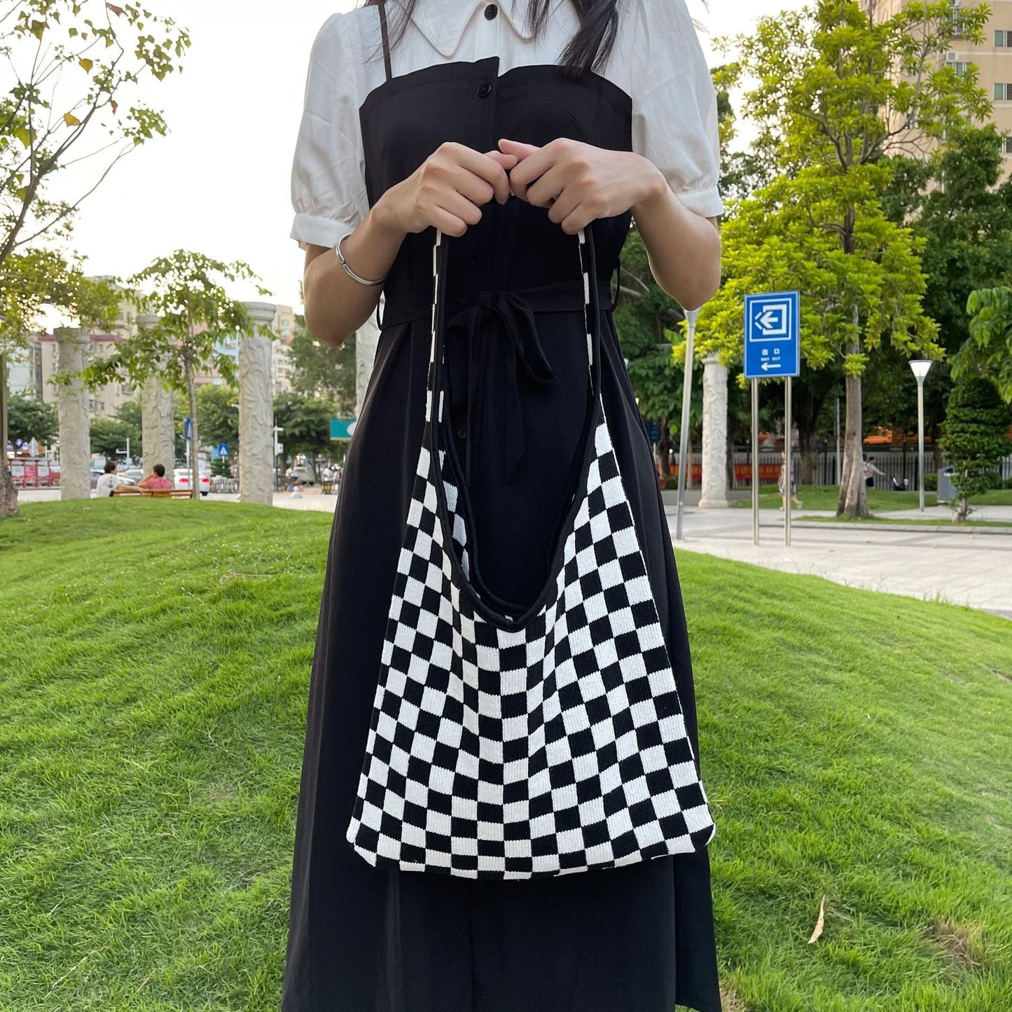 Black & Withe Plaid Color Block Knit Tote Shoulder Bag