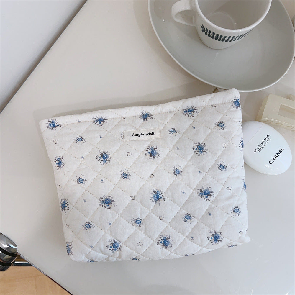 Floral Print Portable Quilted Makeup Bag