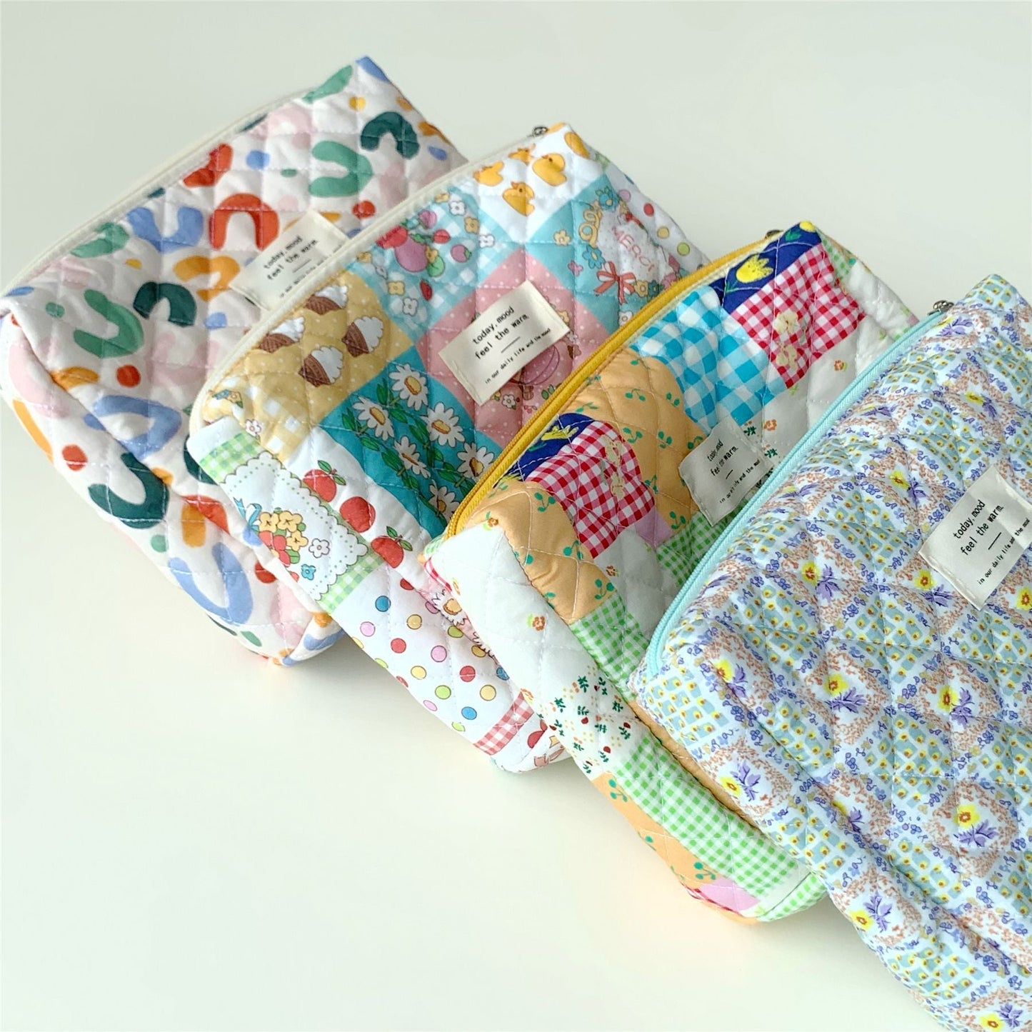 Flowal Print Simplle Make Up Bag