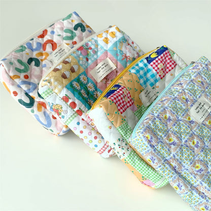 Flowal Print Simplle Make Up Bag